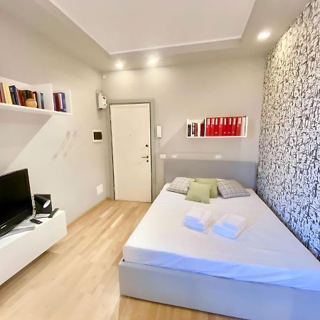 Apartament Viale Umbria Colorful And Cosy Studio Mediolan Zewnętrze zdjęcie